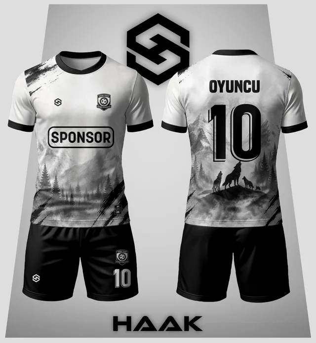 Siyah Beyaz Kurt Desenli Forma - HK0060F